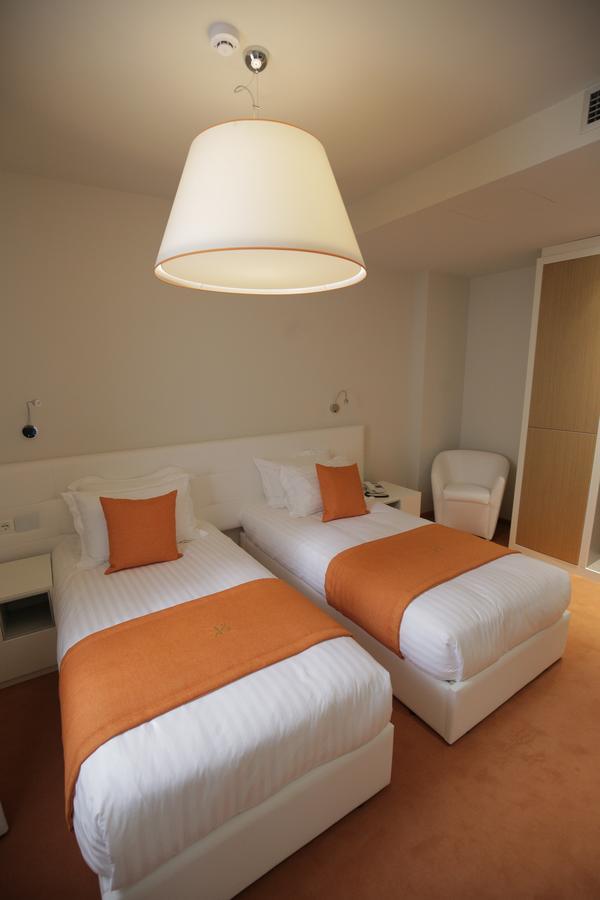 Hotel Bulqiza Bulqize Екстериор снимка